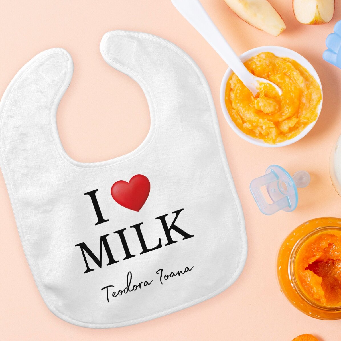Osobně přizpůsobená bryndáčka s nápisem – I love