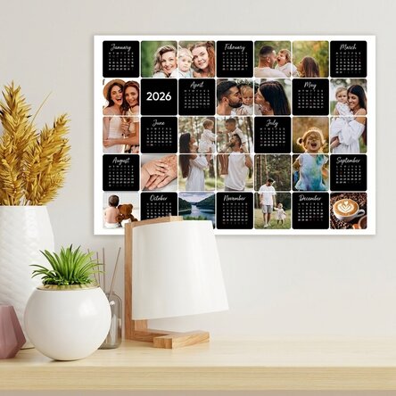 Personalizovaný kalendářový plakát s 12 fotografiemi