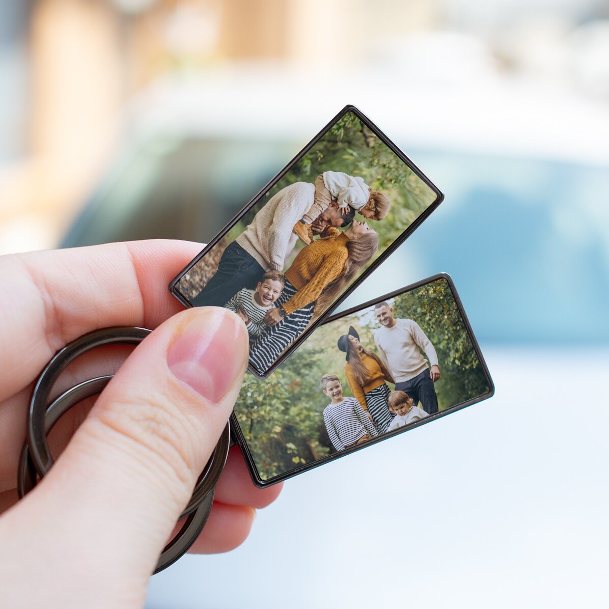 Personalizovaný přívěsek na klíče se 2 fotografiemi