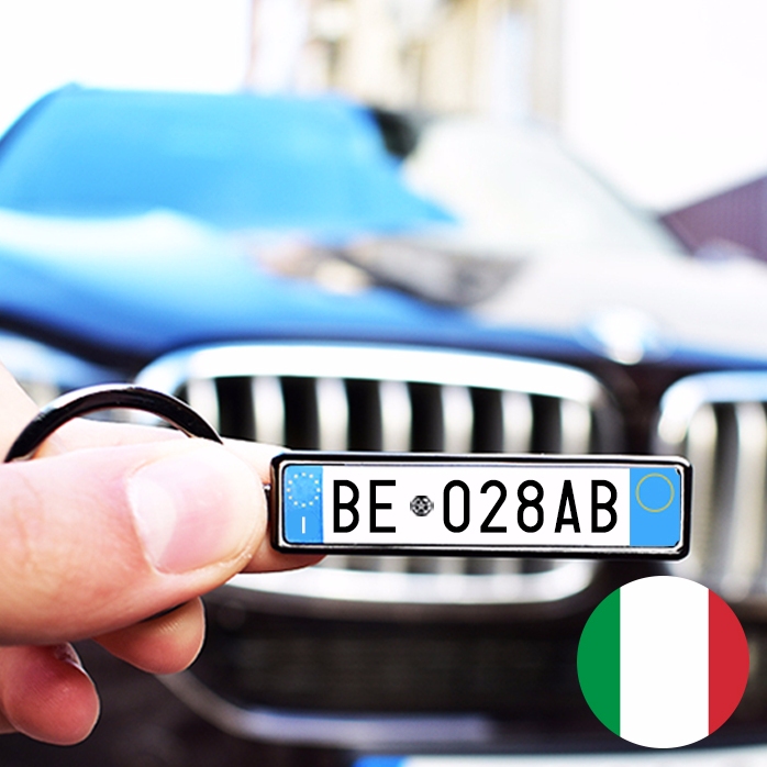 Personalizovaný přívěsek na klíče s italskou poznávací značkou