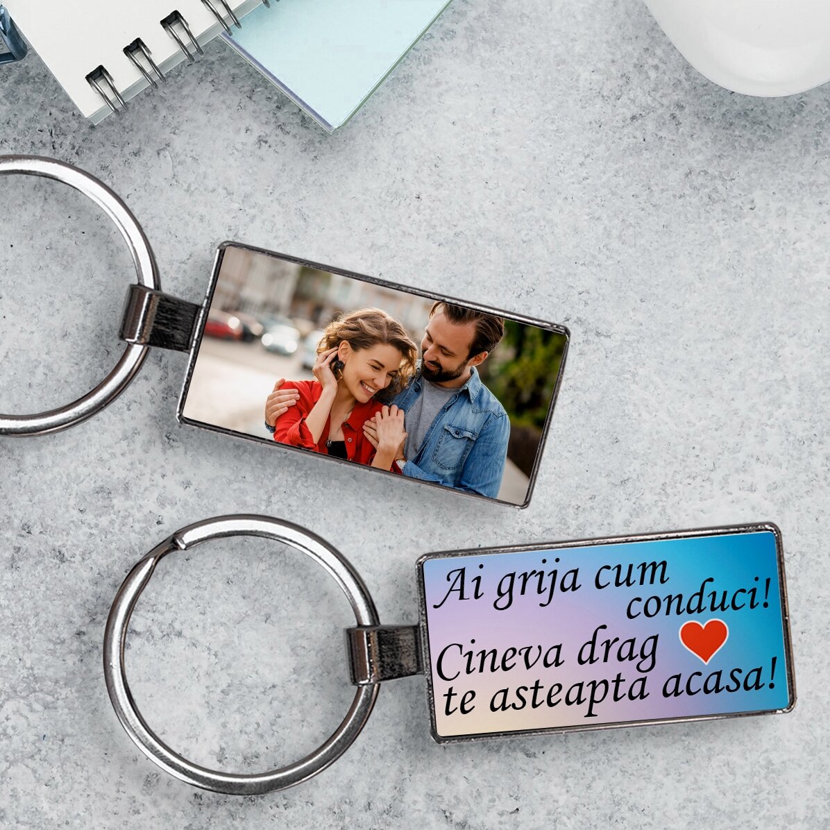 Personalizovaný přívěsek na klíče s fotografií a textem