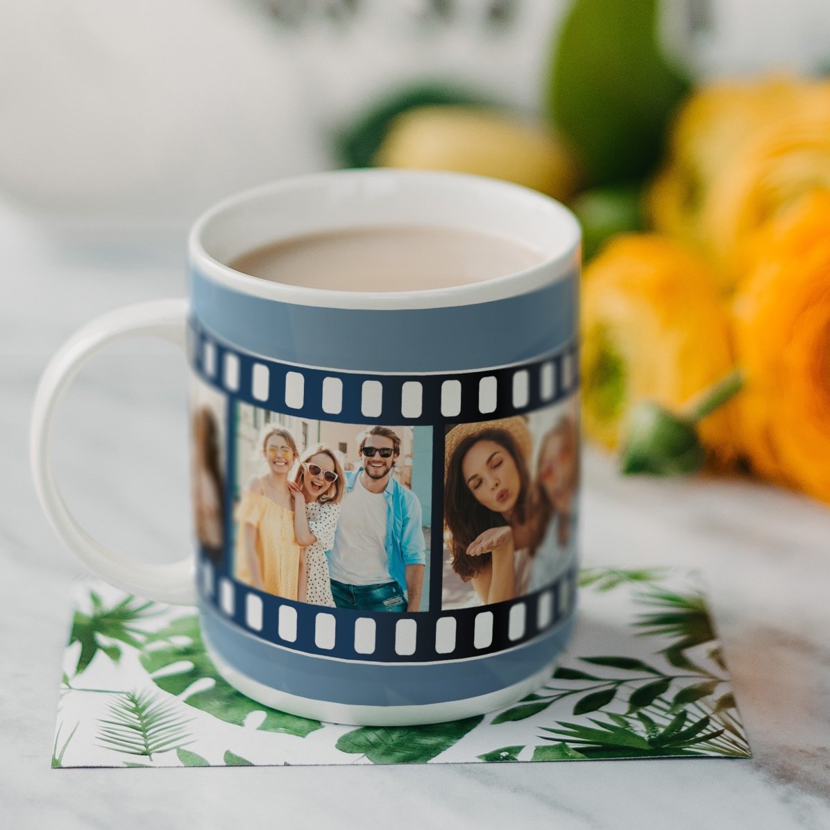 Personalizovaný hrnek se 4 fotografiemi ve formě filmového pásu