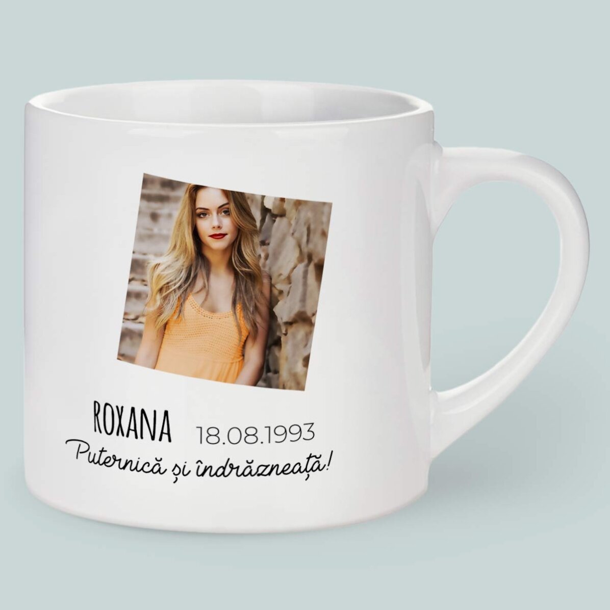 Personalizovaná šálek na espresso s fotografií a textem – znamení Lva