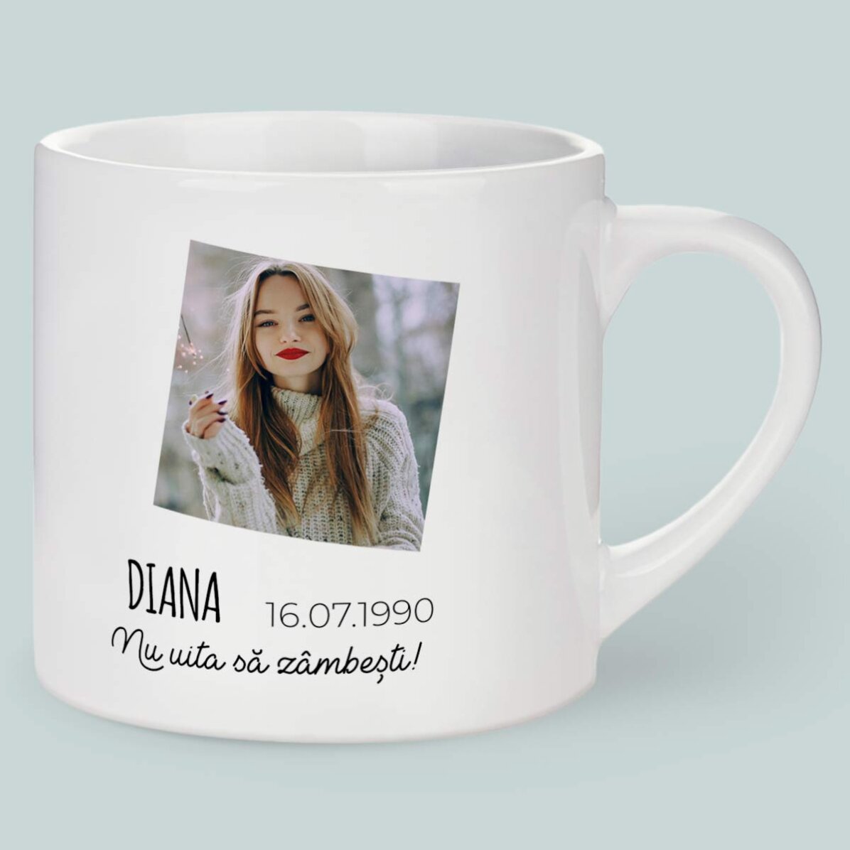 Personalizovaný šálek na espresso s fotografií a textem – znamení Raka