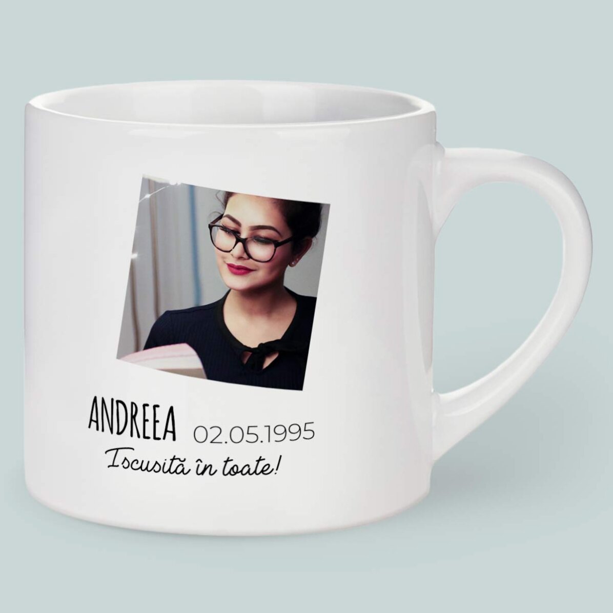 Personalizovaná šálka na espresso s fotografií a textem – znamení Býka