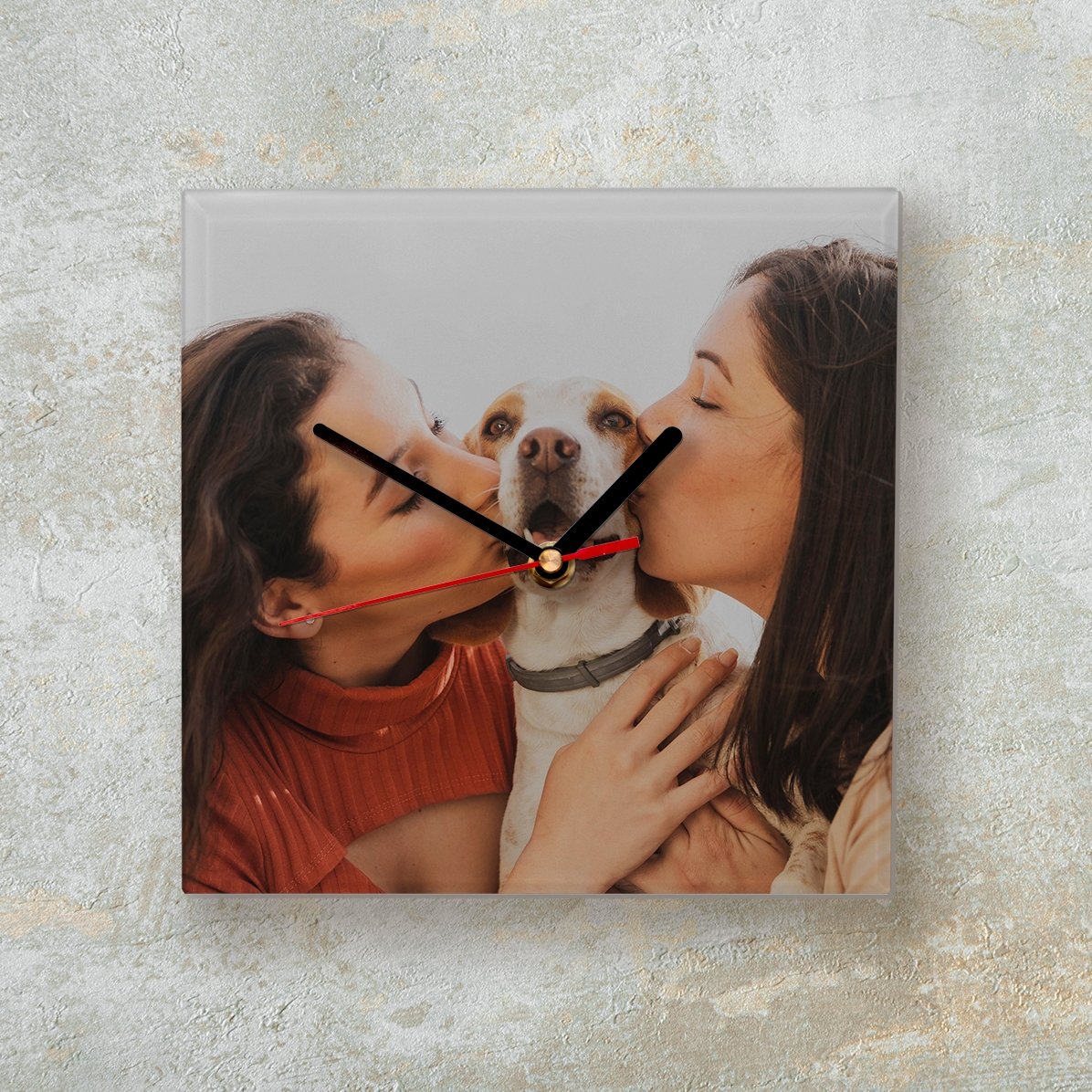 Čtvercové hodinky s vlastní fotografií