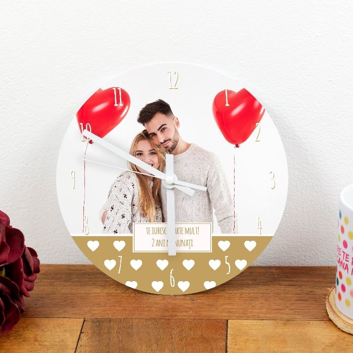 Personalizované hodinky s fotografií, textem a číslicemi
