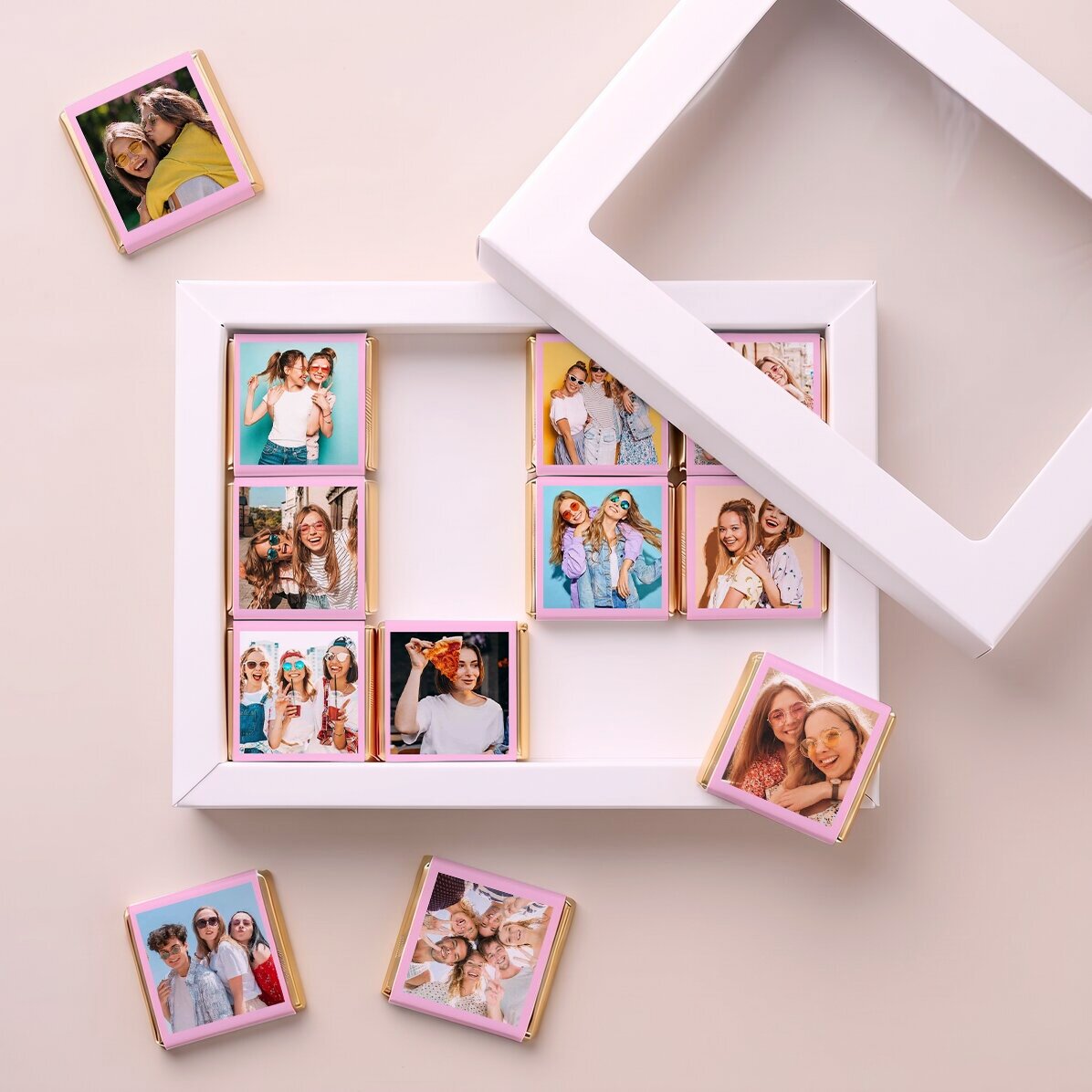 Dárková krabička s 12 mini čokoládkami s vlastními fotografiemi