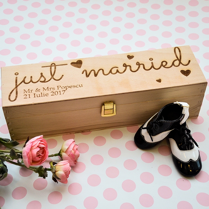 Personalizovaná krabička na víno – „Just Married“