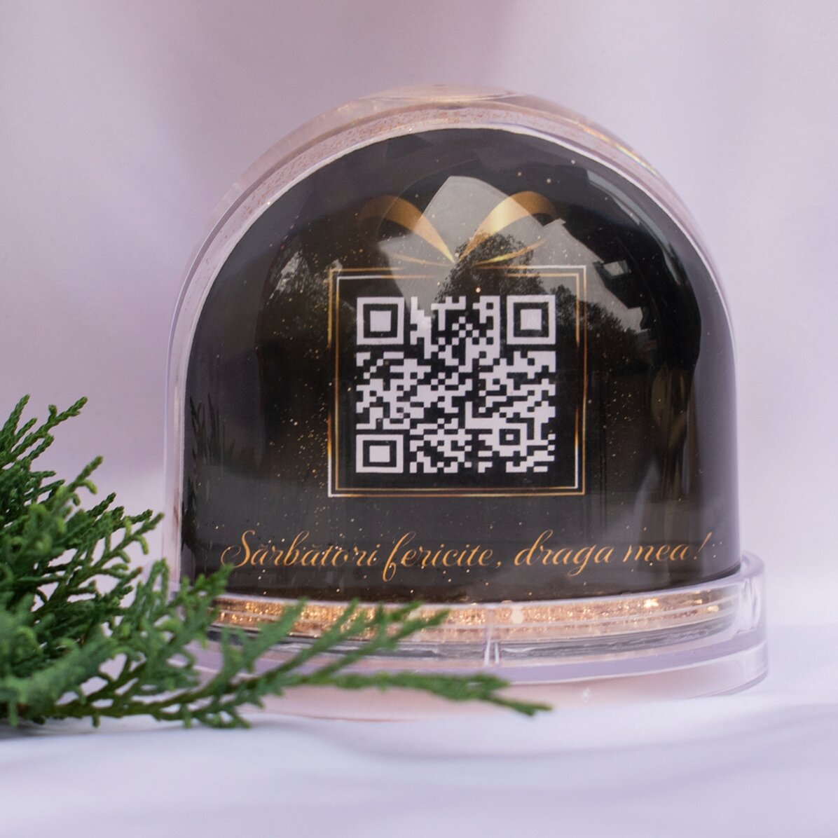 Personalizovaná stolní koule s fotografií, vzkazem a QR kódem