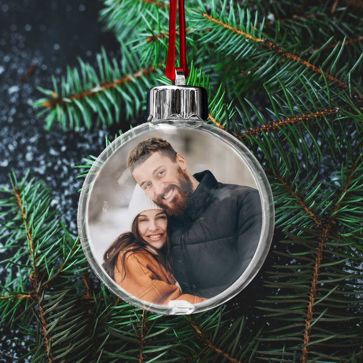 Průhledná koule s potiskem na obou stranách s fotografií a vzkazem – All I want for Christmas