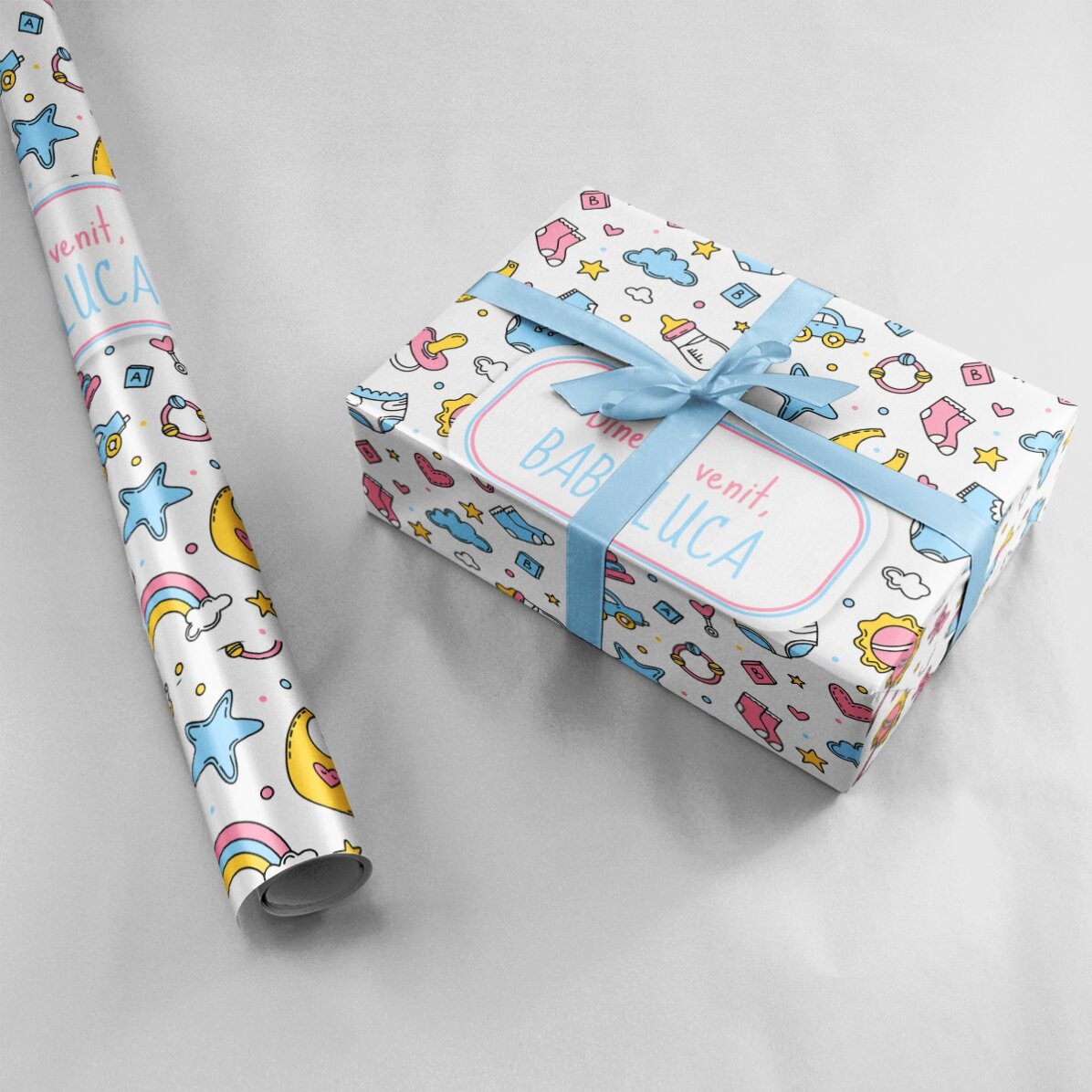 Dárkový balicí papír s vlastním textem – New baby