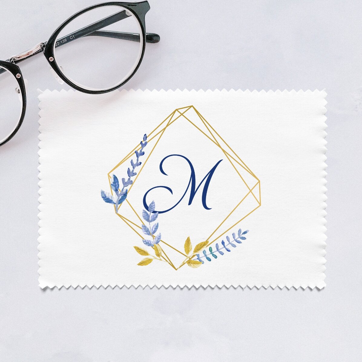 Personalizovaná utěrka na čištění displejů a brýlí – Monogram