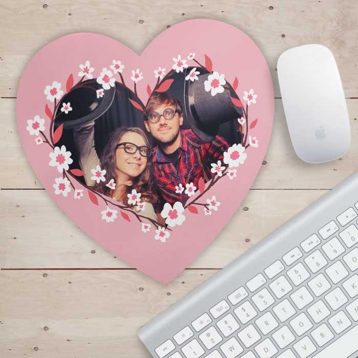 Podložka pod myš ve tvaru srdce s vlastní fotografií