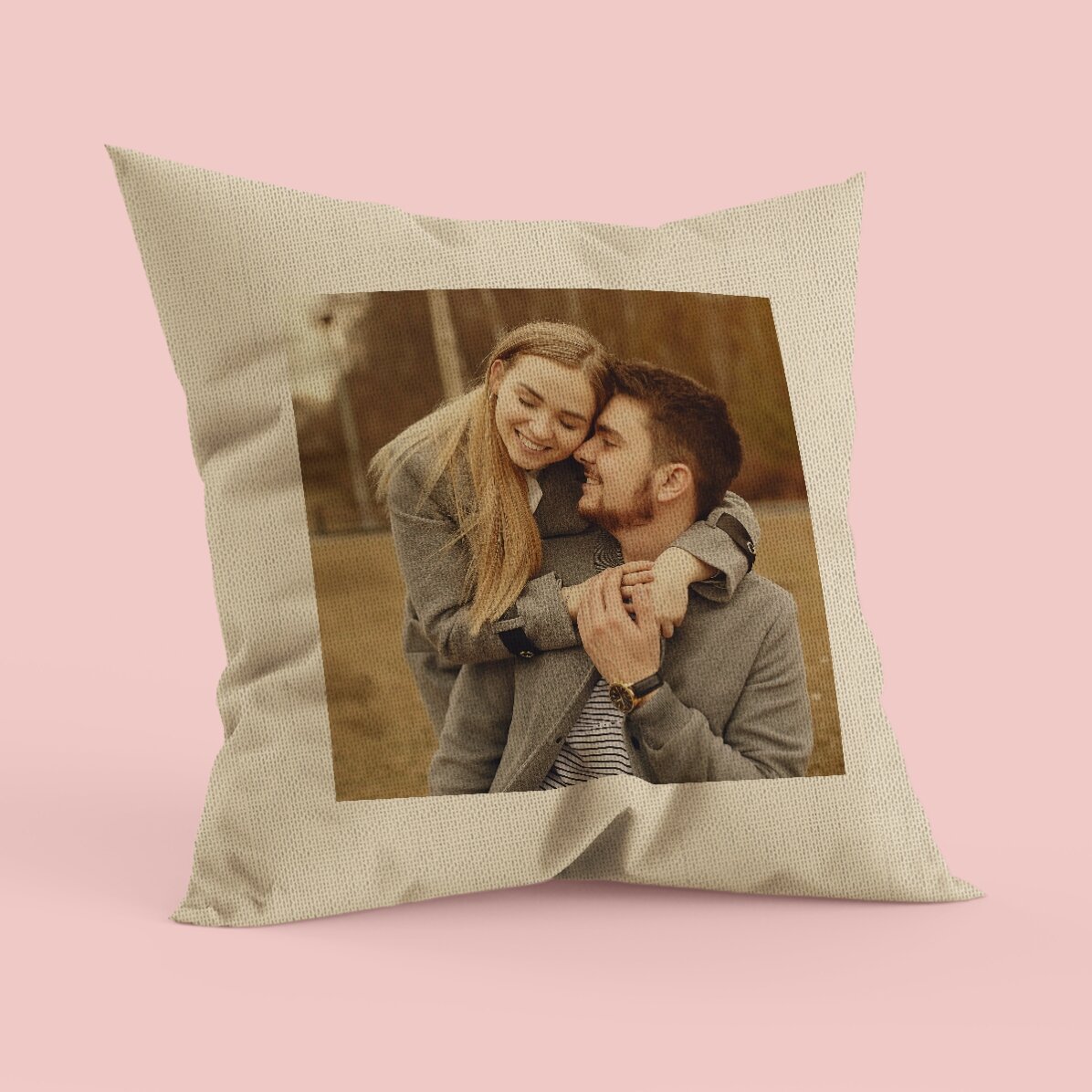 Personalizovaný polštář s čtvercovou fotografií – V