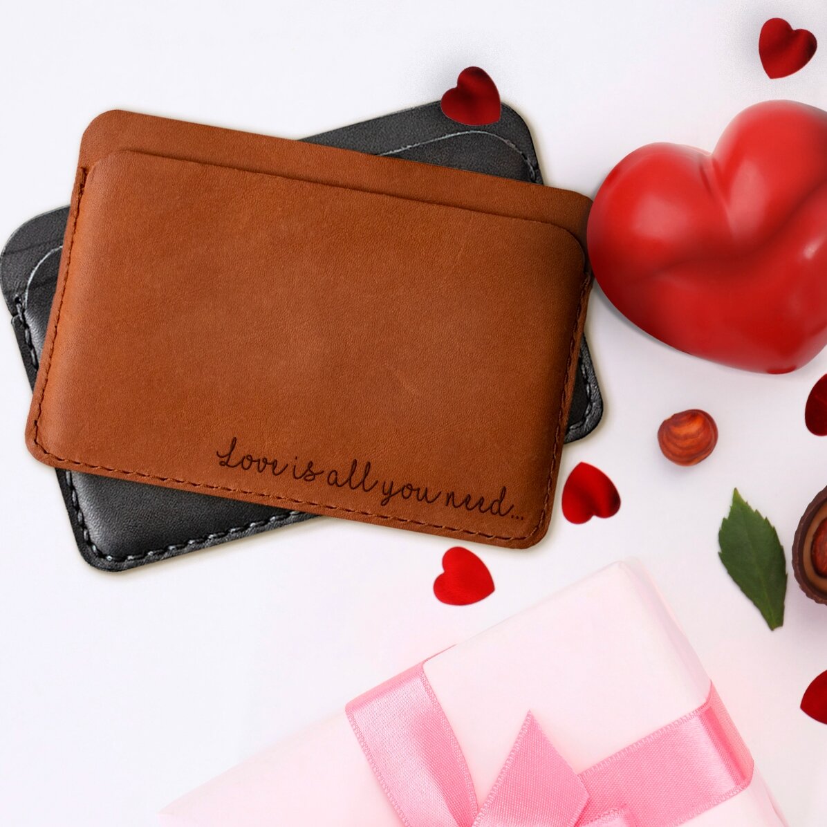 Kožená peněženka s osobním vzkazem – Love is all you need