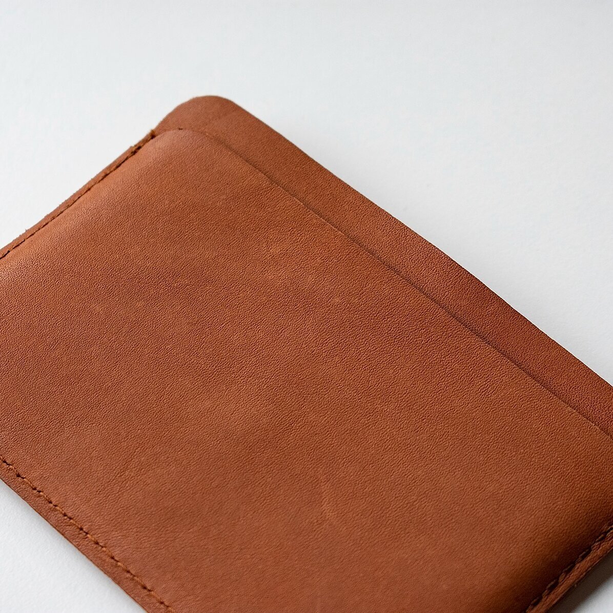 Personalised leather wallet with text - Elegant