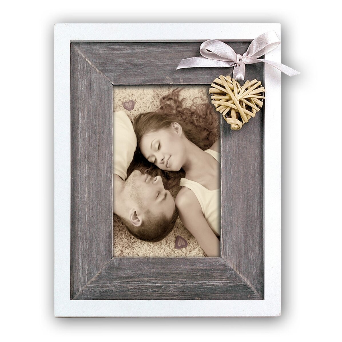 Dřevěný fotorámeček s mašlí a srdíčkem, 18,5 × 23,5 cm