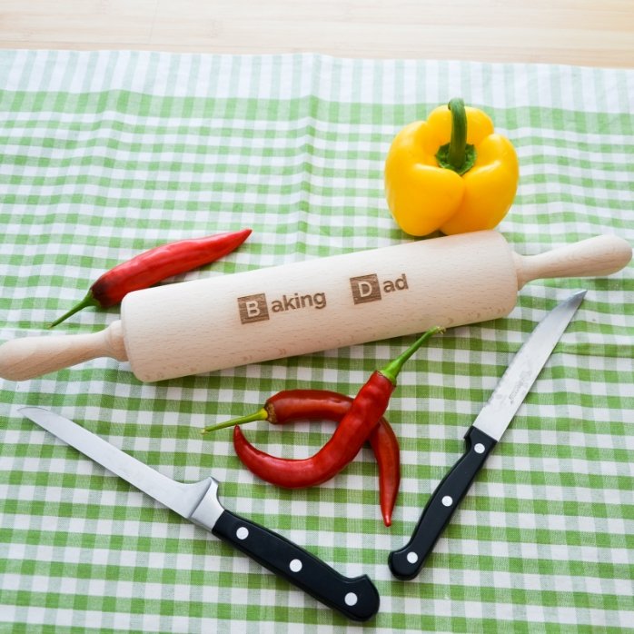 Personalised wooden rolling pin - Baking Person