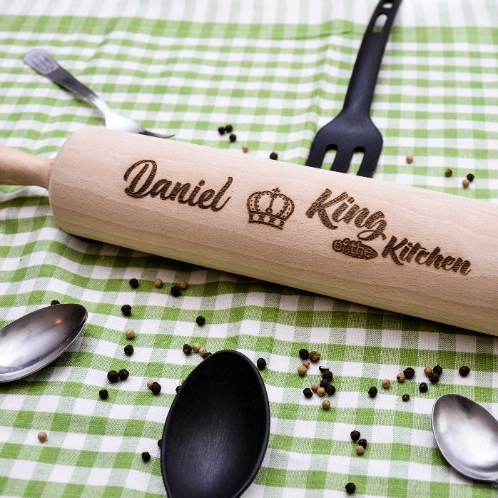 Dřevěná vařečka na míru – King of the Kitchen