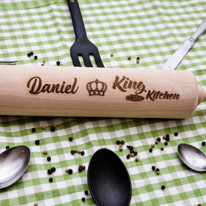 Dřevěná vařečka na míru – King of the Kitchen