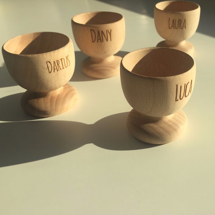 Personalizovaný držák na vejce pro páry