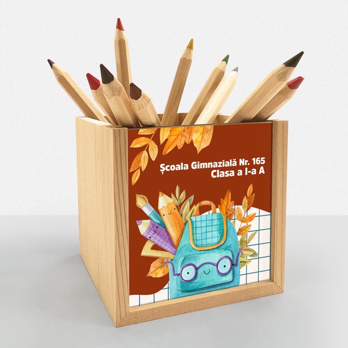 Personalised pencil holder with text