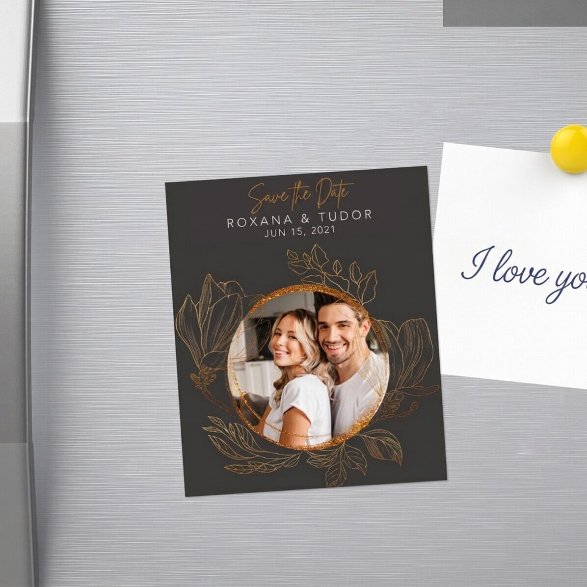 Magnet 10 × 12 cm s vlastní fotografií a textem – Save the date