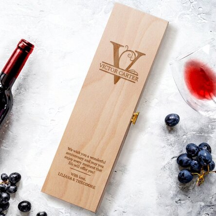 Personalizovaná krabička na víno s monogramem a vzkazem