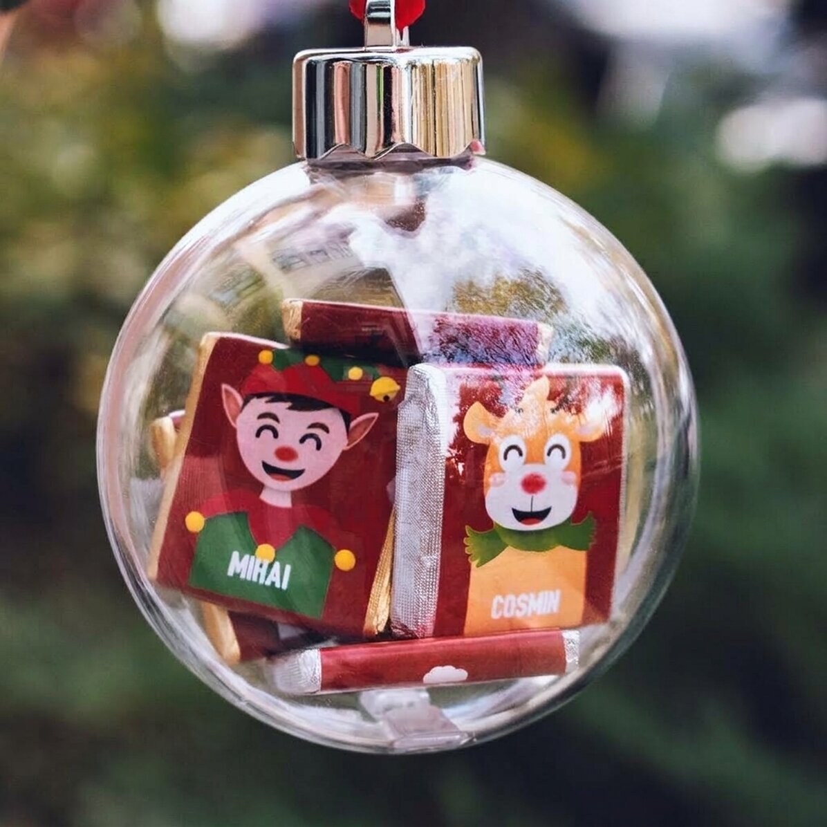 Koule s 10 mini čokoládkami s osobním věnováním – Merry Christmas