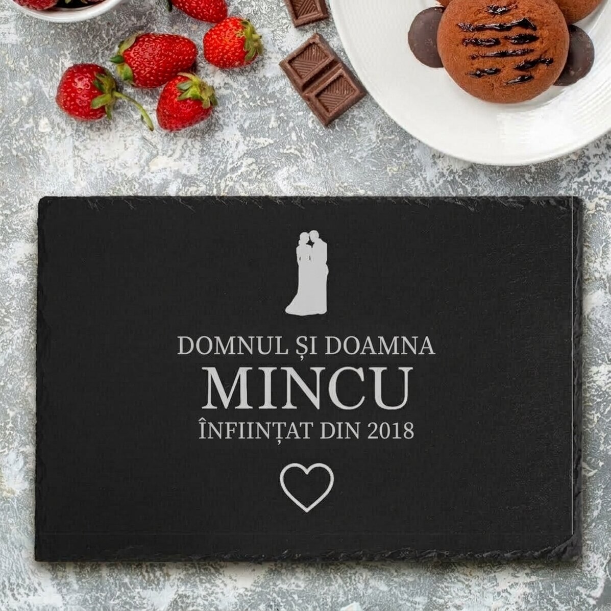 Břidlicová deska s gravírovaným textem na míru – Mr & Mrs