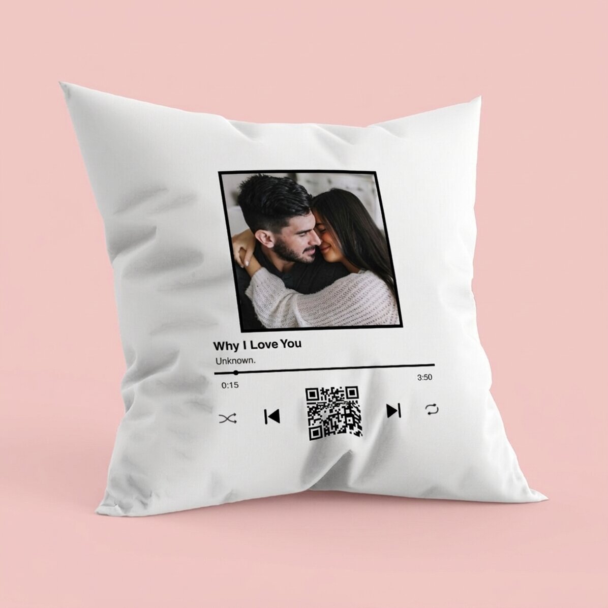Personalizovaný polštář s fotografií, textem a QR kódem – Naše píseň