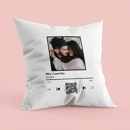Personalizovaný polštář s fotografií, textem a QR kódem – Naše píseň