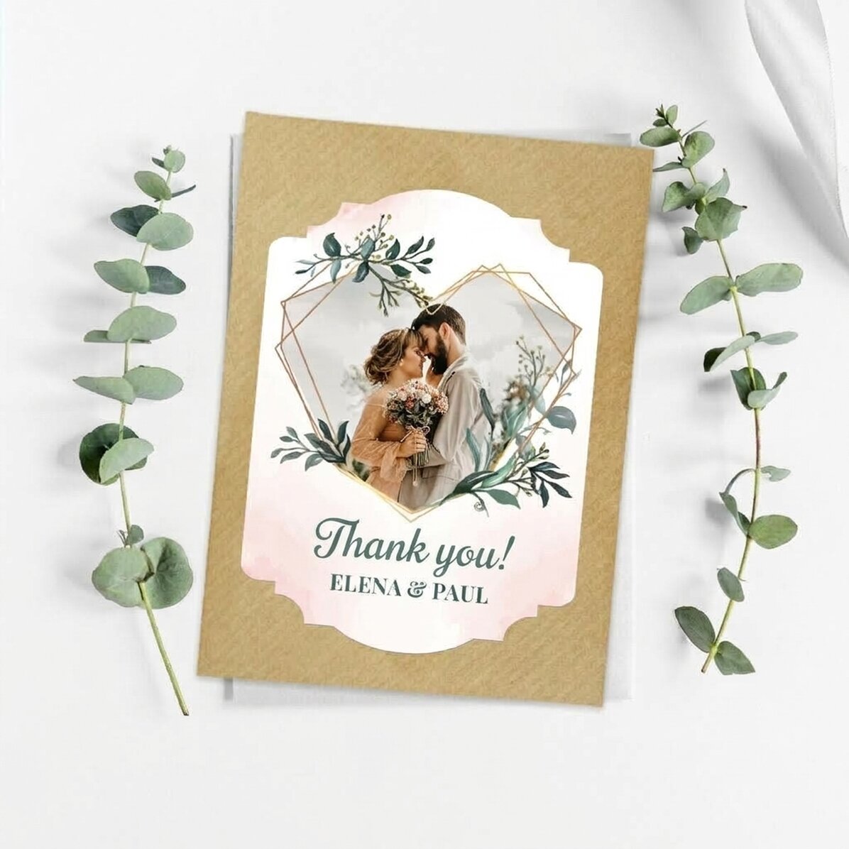 Personalizovaná květinová dekorace s fotografií a textem na svatbu – Heart