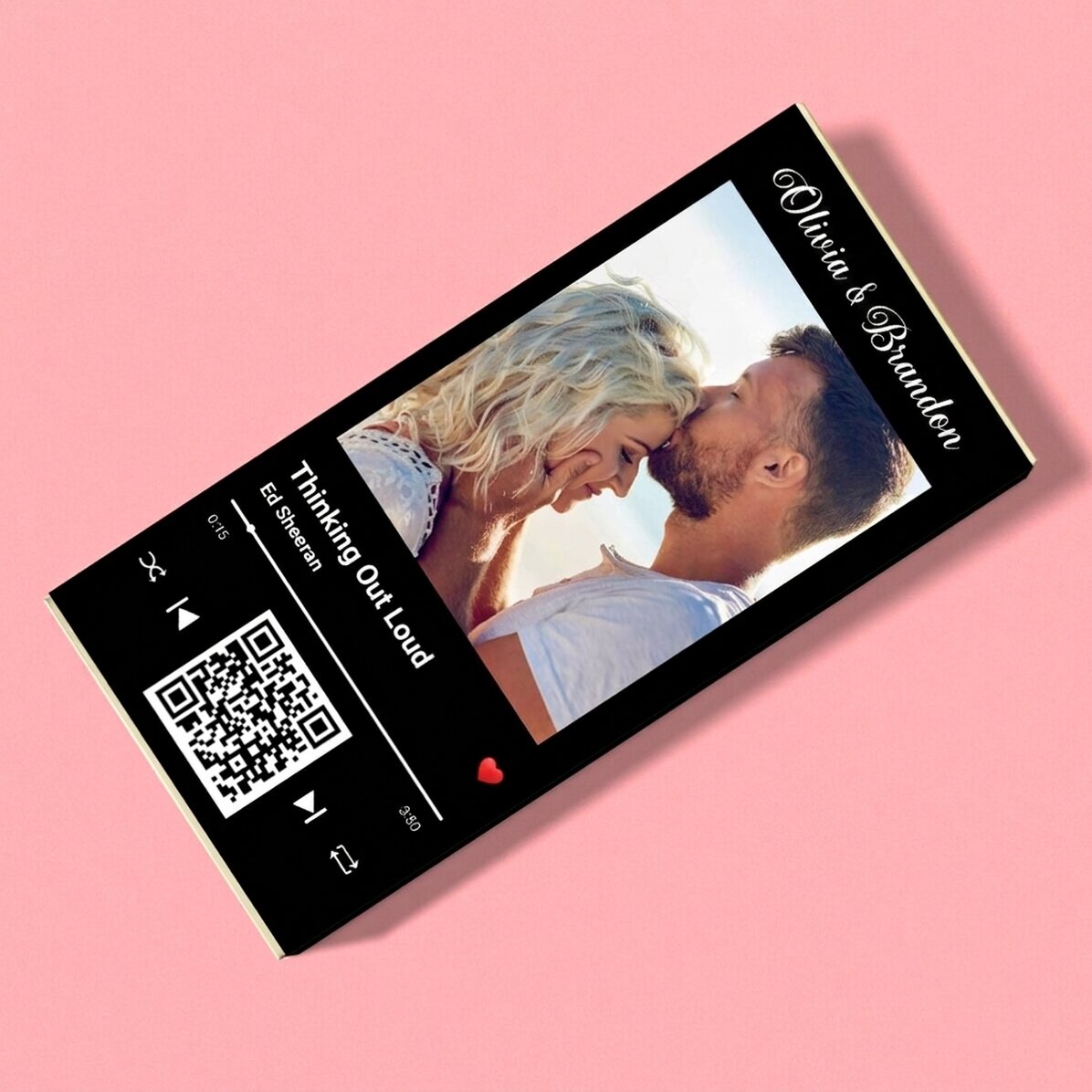 Čokoláda s vlastní fotografií, textem a QR kódem – Naše píseň