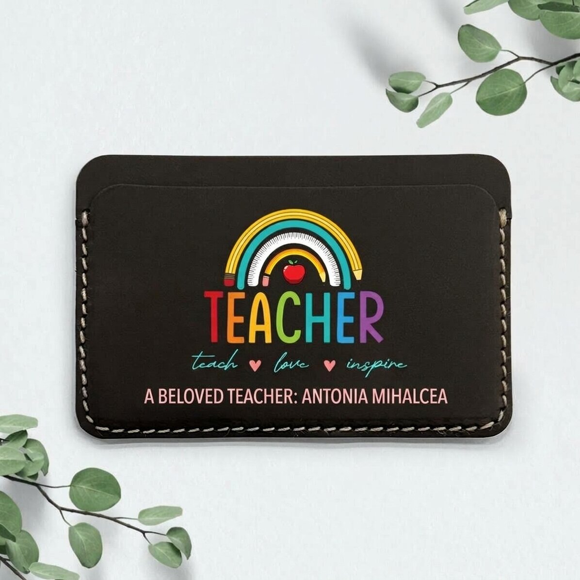 Barevná kožená peněženka s osobním nápisem – Teacher