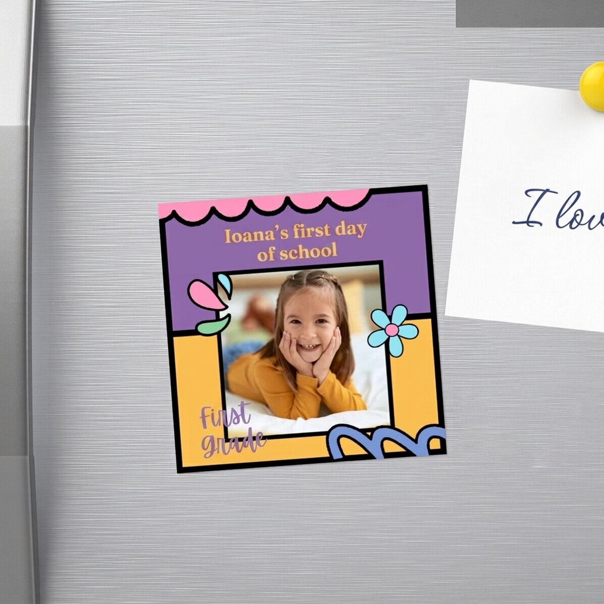 Magnet 10x10 s vlastní fotografií a textem – První školní den