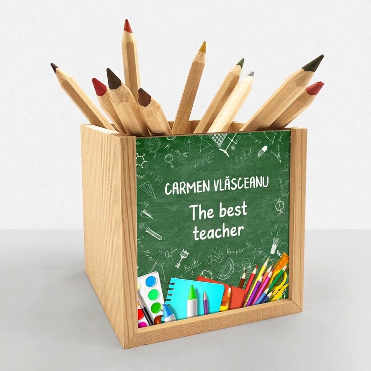 Personalizovaný stojánek na tužky s nápisem – Teacher