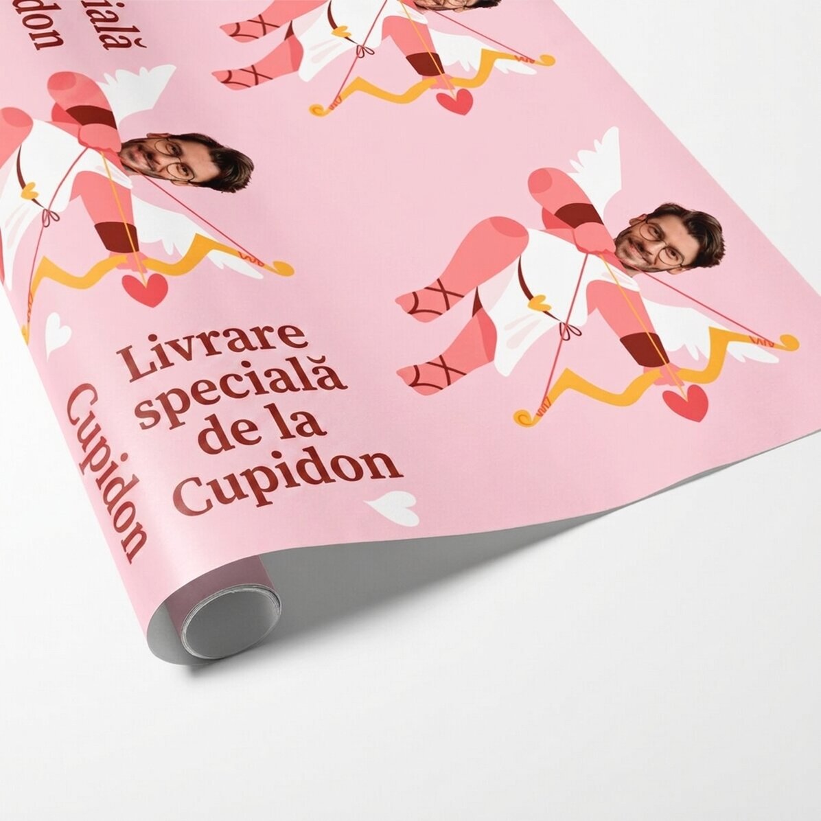 Dárkový balicí papír s vlastní fotografií a textem – Cupid