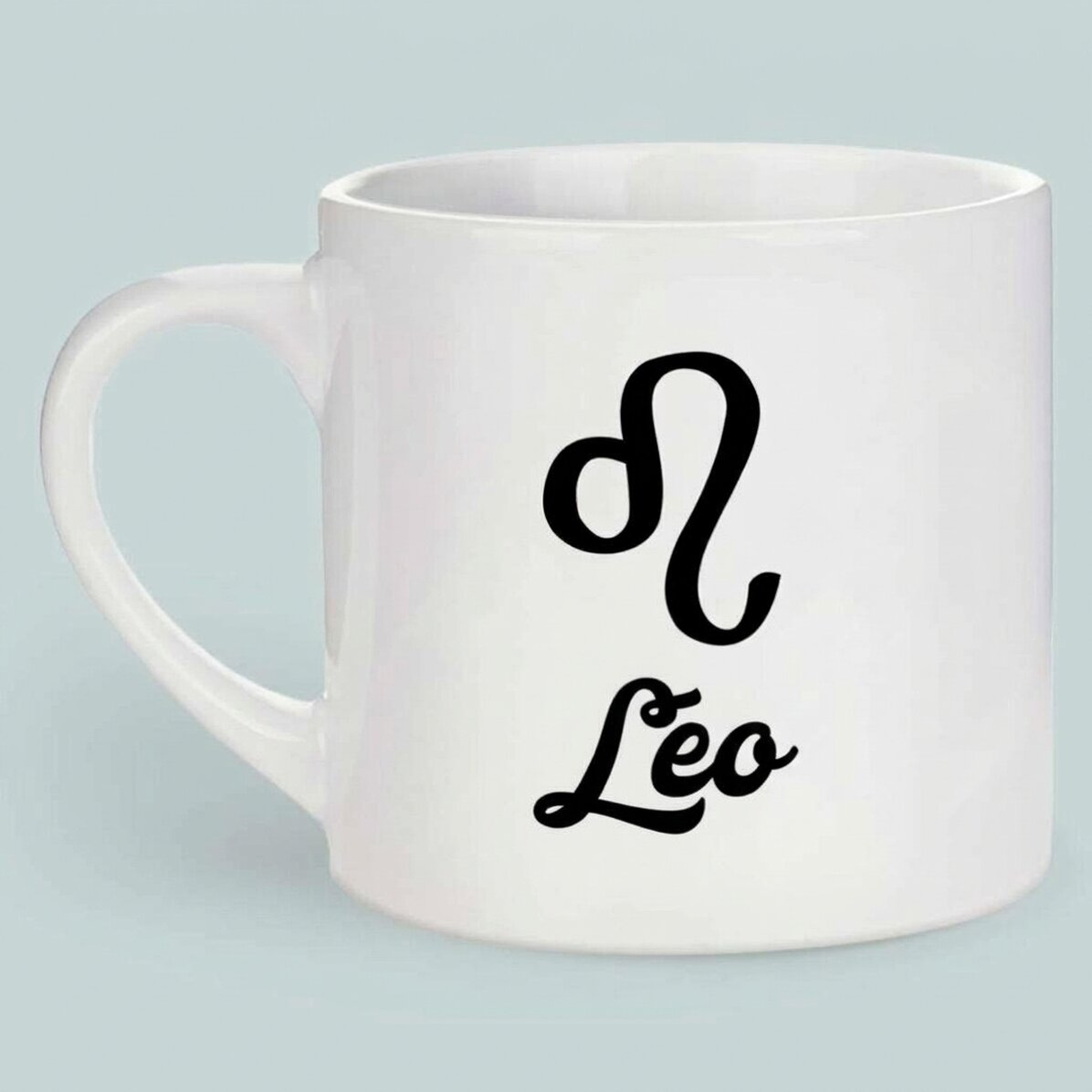 Personalizovaná šálek na espresso s fotografií a textem – znamení Lva