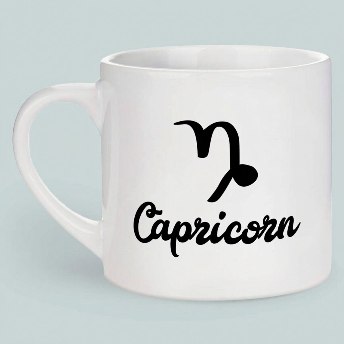Personalizovaný hrnek na espresso s fotografií a textem – znamení Kozoroha