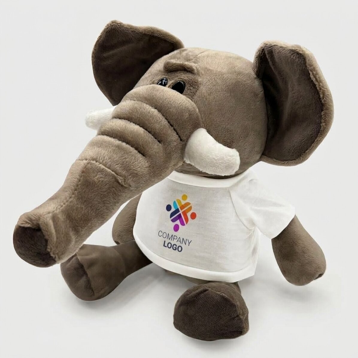 Plus slon s vlastním logem