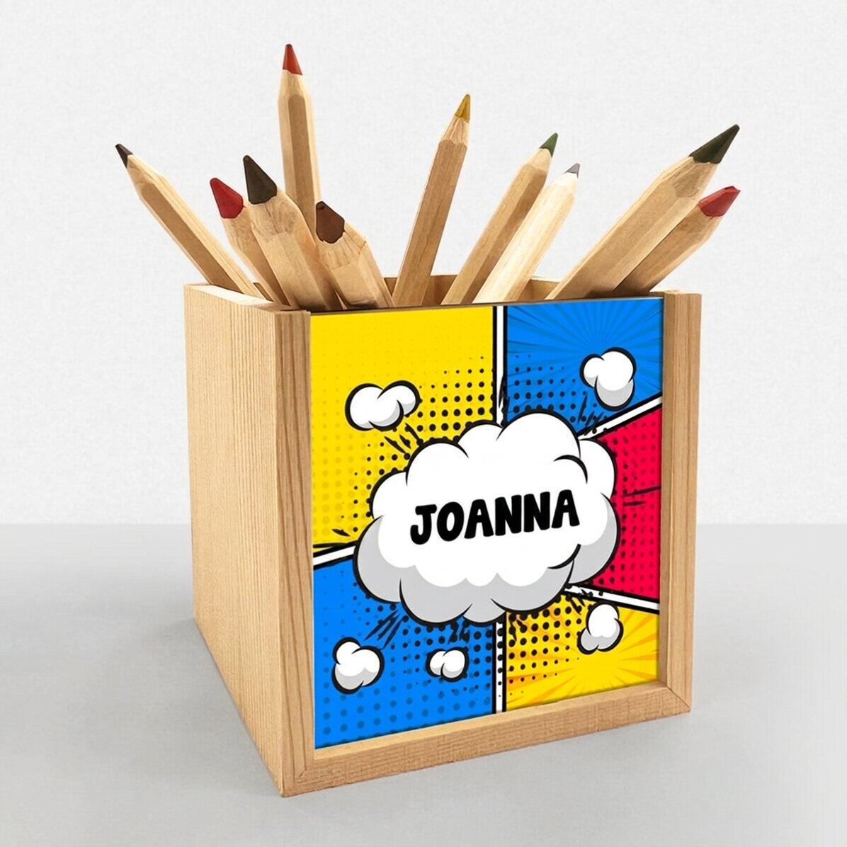 Stojan na tužky s osobním jménem – Comics