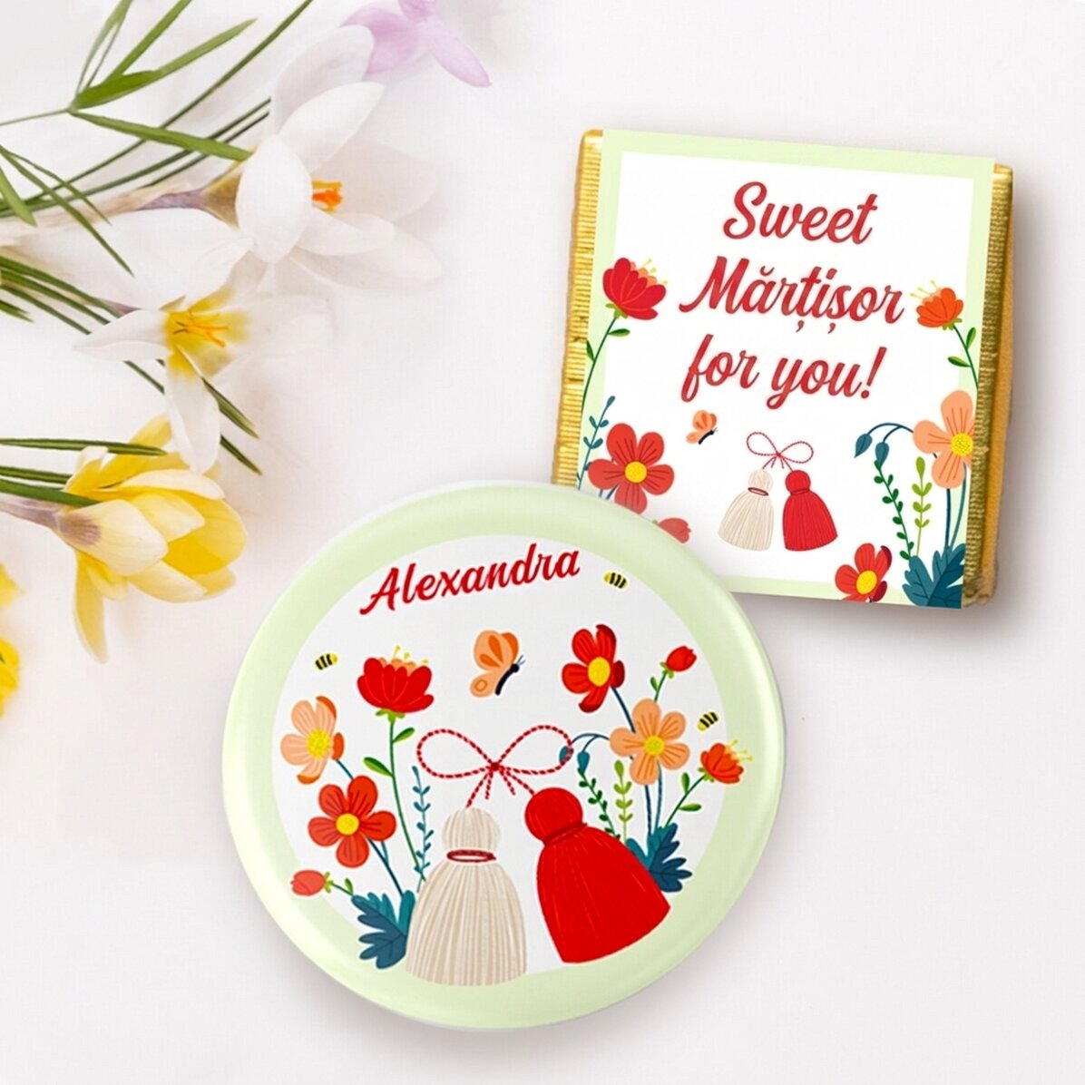 Dárková sada „martisor“ s mini čokoládkou a odznakem s vlastním jménem