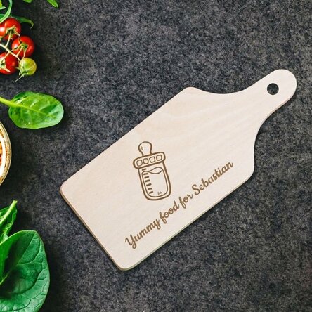 Personalised mini chopping board - Baby bottle