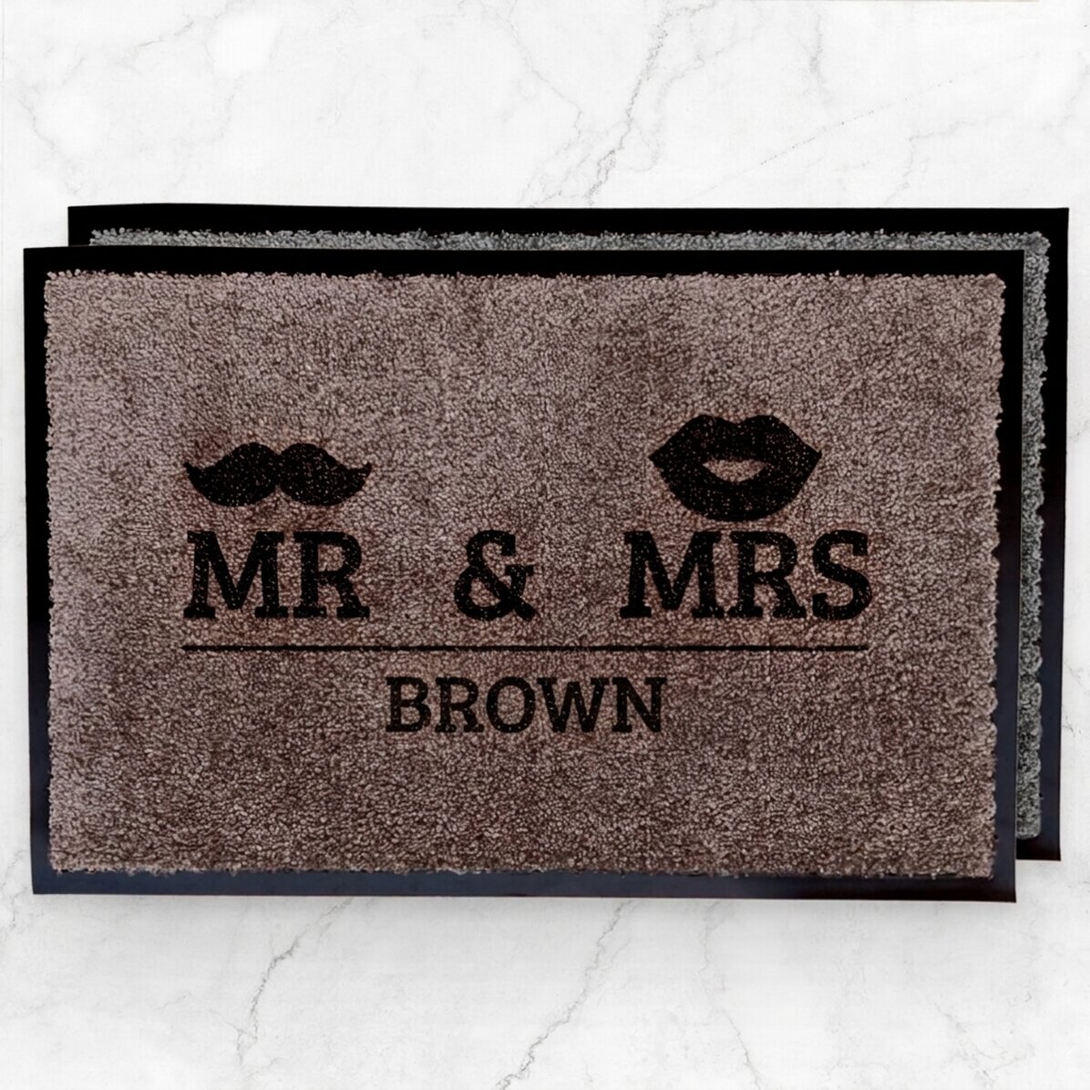 Personalizovaný koberec do předsíně – Mr & Mrs