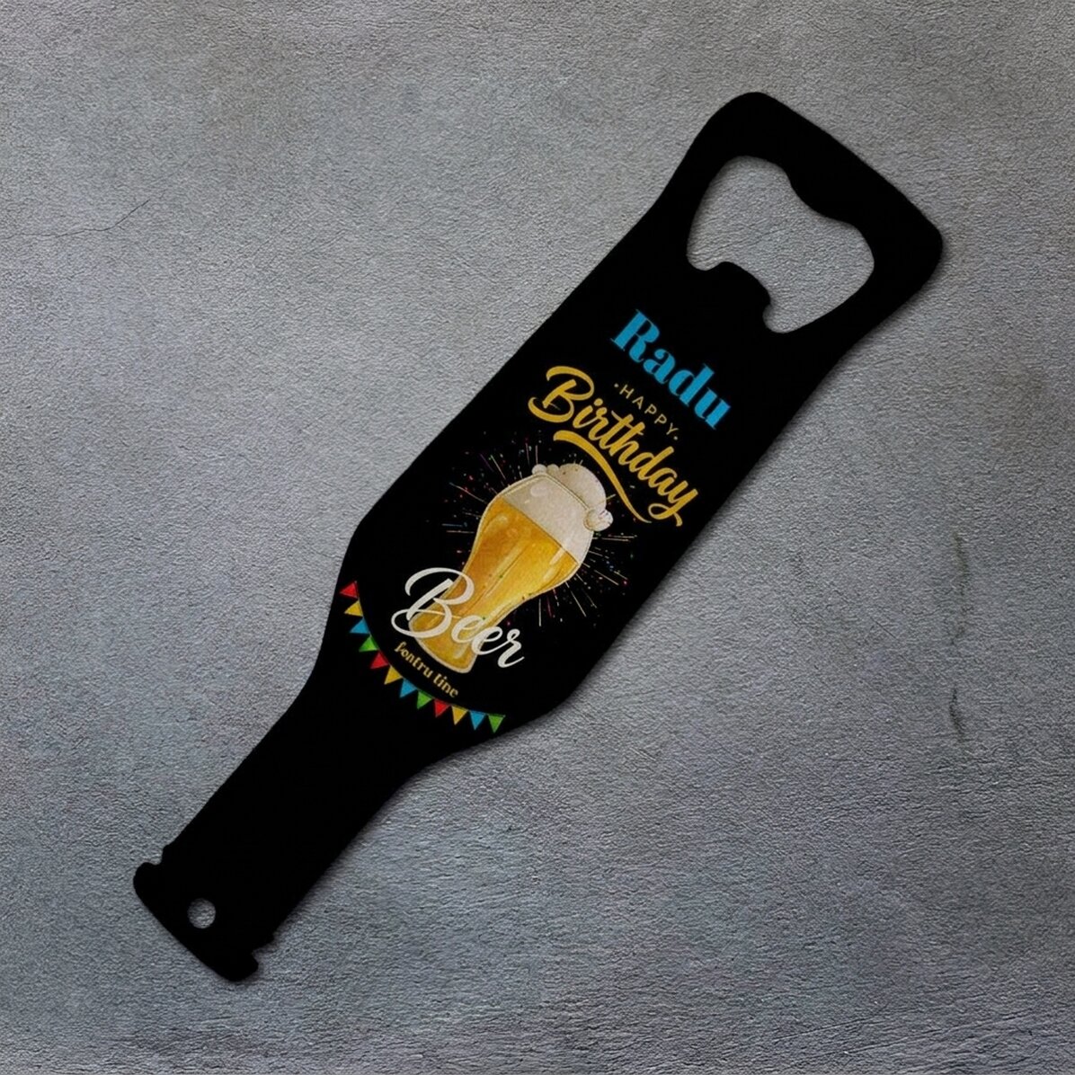 Personalizovaný otvírák na pivo – Happy Birthday