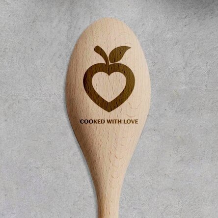 Dřevěná lžíce s osobním věnováním – Cooked with love
