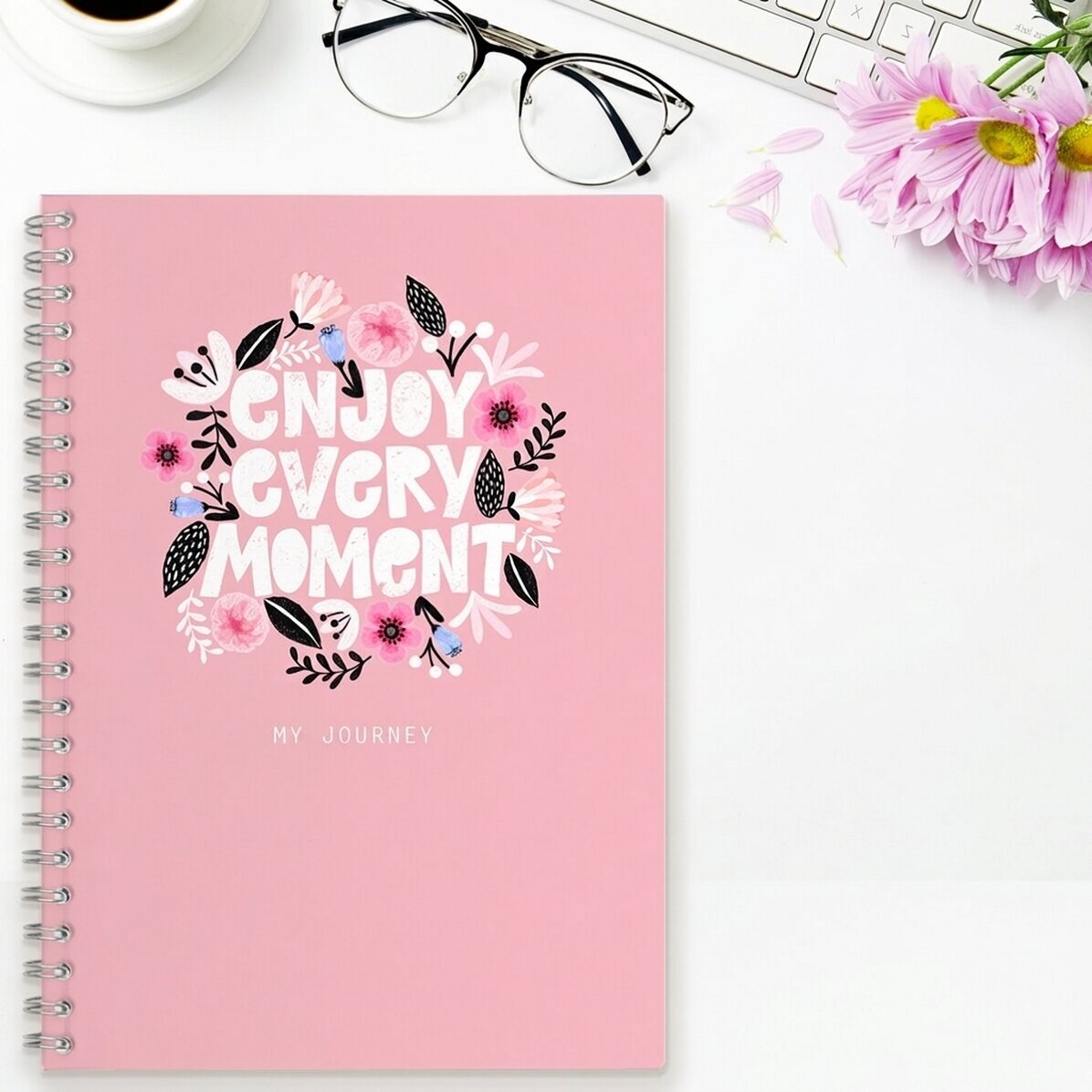 Notebook s vlastním textem – Užij si každý okamžik
