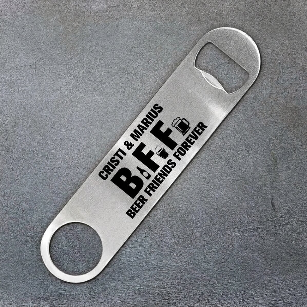 Personalizovaný otvírák na pivo s nápisem – BFF